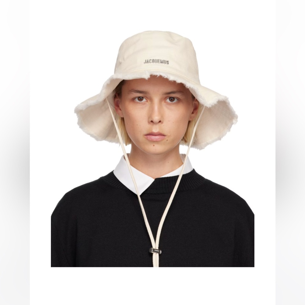 Jacquemus Off-White Bucket Hat